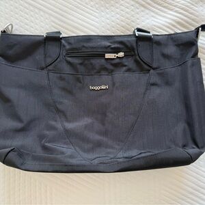Baggallini Black Everyday Crossbody Bag